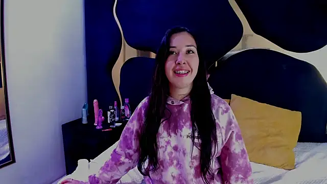 Celeste X online show from November 22, 2025, 4:44 am