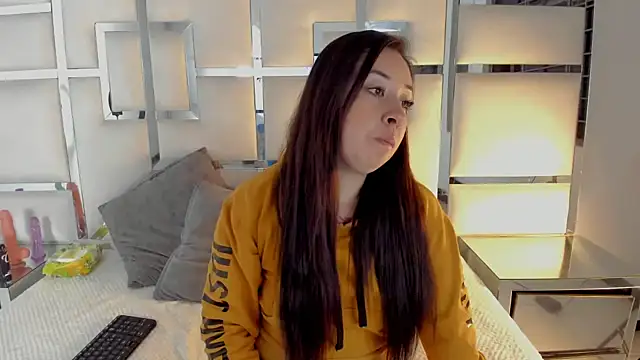 Celeste X online show from November 28, 2025, 4:26 am