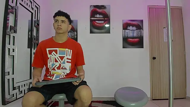 KING OFF BOYS online show from November 29, 2025, 1:03 pm