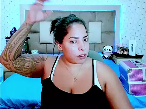 indiantopaz694u online show from February 10, 2026, 4:38 am