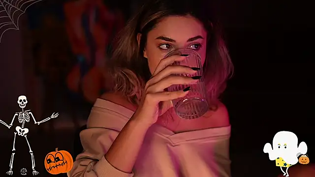  Allie  online show from October 15, 2025, 4:45 am