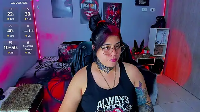 Veronika metal online show from September 14, 2025, 3:27 am