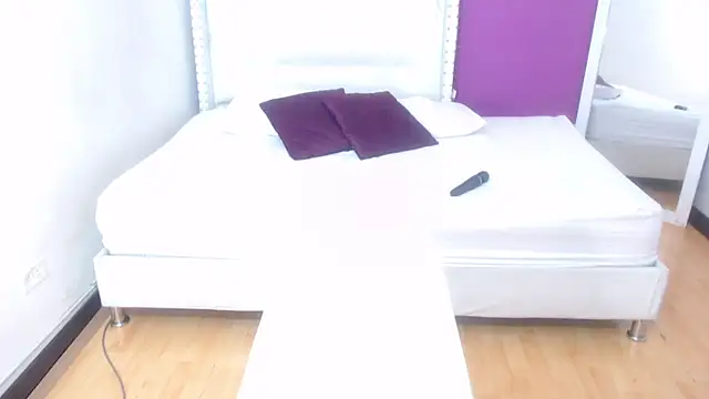 naughty teen18 online show from March 3, 2025, 1:42 pm