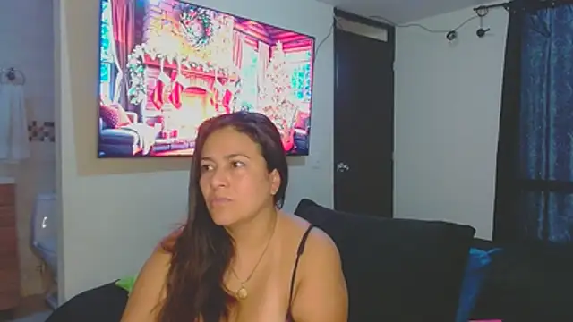 roxanasexy2025 online show from December 22, 2025, 12:02 pm