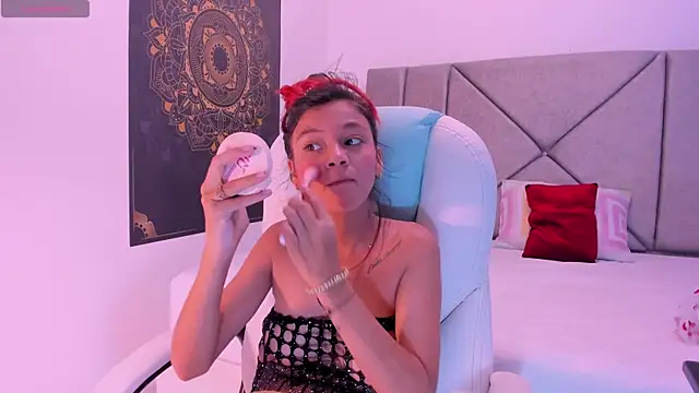 gime lara online show from March 10, 2025, 7:29 pm