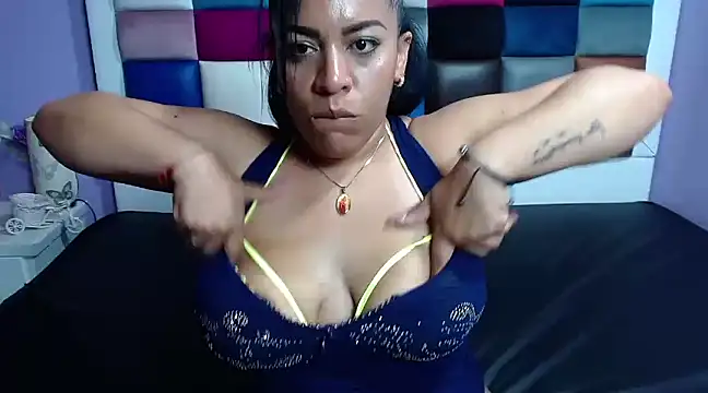 CandelaBrown  online show from March 1, 2025, 1:53 am