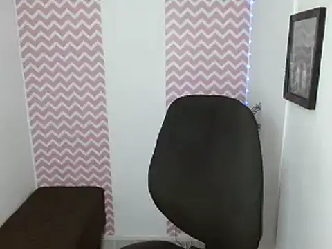 dayanacarson online show from December 4, 2025, 3:32 pm