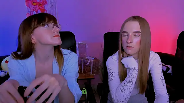 doll vey online show from December 22, 2025, 2:08 am