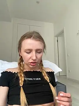 EvaBrooklyn online show from March 7, 2025, 9:40 am