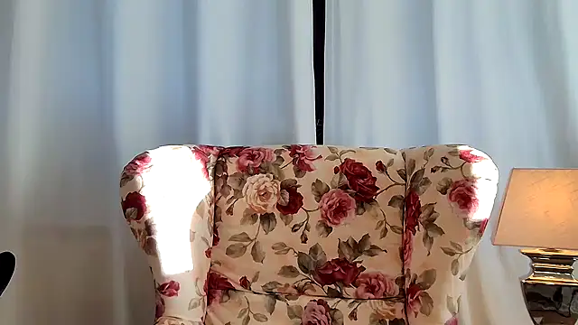 Rosemarie Blu online show from April 6, 2026, 6:14 am