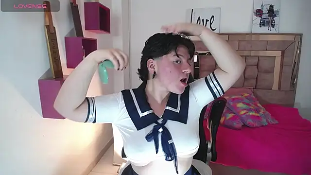 safyka online show from October 10, 2025, 9:58 pm