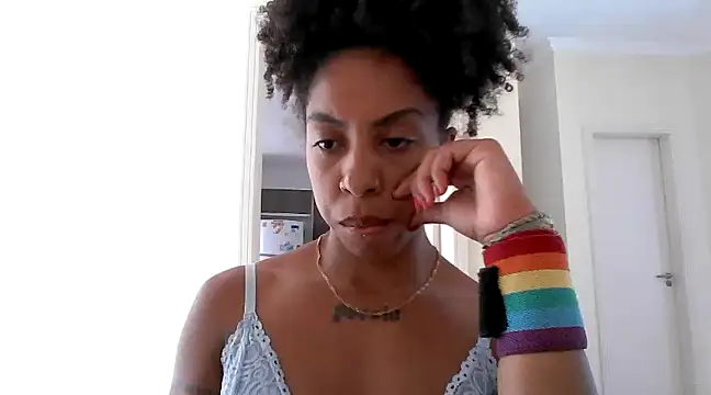 Aisha 1999 online show from February 28, 2025, 4:53 pm