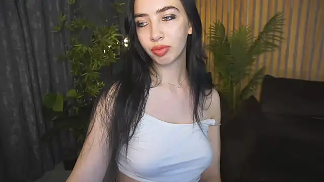 WildKittenX  online show from October 6, 2025, 5:49 am