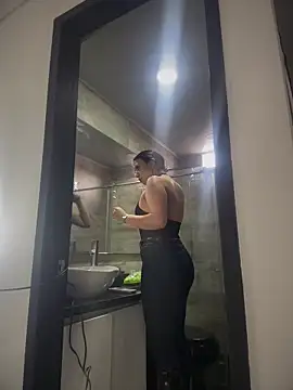 Mila LS online show from December 20, 2025, 12:56 pm