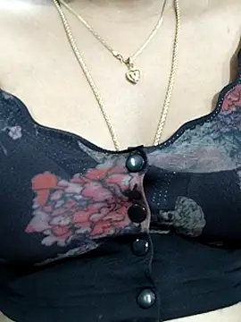 abinaya26 online show from November 14, 2025, 7:23 pm