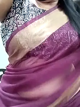 Snapshot of abinaya26 chatting on February 7, 2026, 2:54 pm abinaya26 online show from February 7, 2026, 2:54 pm