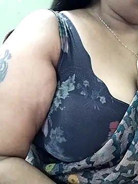 Snapshot of abinaya26 chatting on February 15, 2026, 11:41 am abinaya26 online show from February 15, 2026, 11:41 am