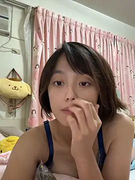 ladypaggy online show from September 15, 2025, 4:07 pm