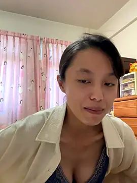 ladypaggy online show from December 1, 2025, 5:56 am