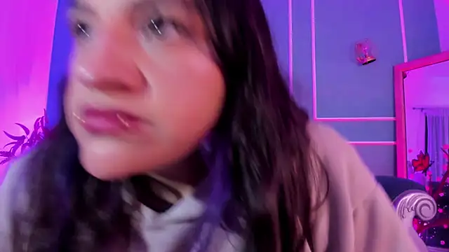 TaraTaylorr online show from February 16, 2026, 3:35 am