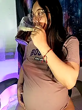 MiaStarts online show from February 4, 2026, 10:10 am