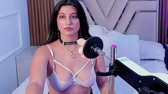 Gabrielakassi online show from March 12, 2025, 3:46 am