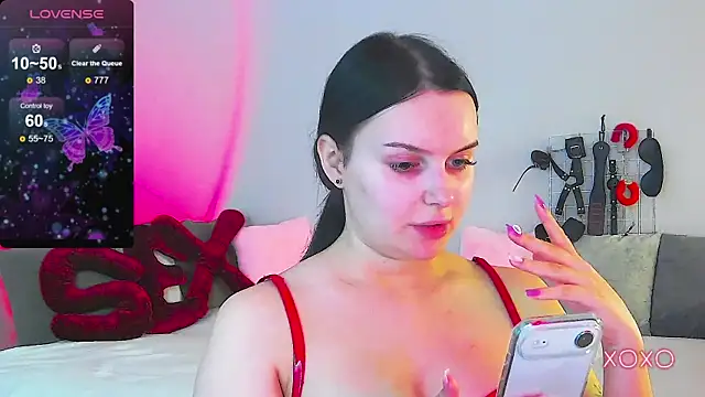 Miss Vic online show from April 18, 2026, 5:39 pm