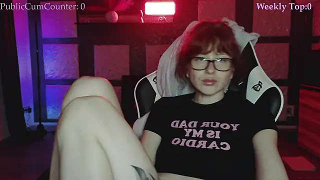 SweetSeraphine online show from March 18, 2026, 9:07 pm