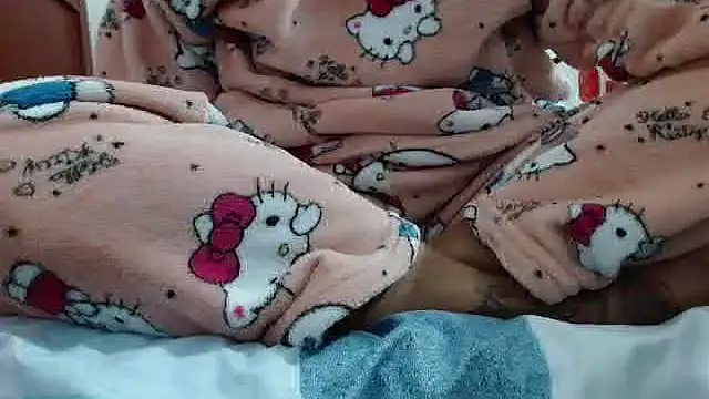 FresitaSquirt24 online show from April 5, 2026, 5:37 am