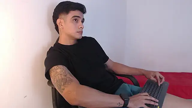 adam levis17 online show from September 17, 2025, 5:09 am