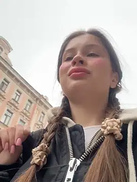 Snapshot of melicious_ chatting on March 8, 2025, 9:50 am melicious online show from March 8, 2025, 9:50 am