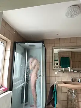 xy monkeyBigCock online show from March 15, 2025, 10:24 am