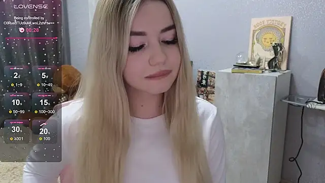 Snapshot of maaaay20 chatting on March 3, 2025, 6:22 pm maaaay20 online show from March 3, 2025, 6:22 pm