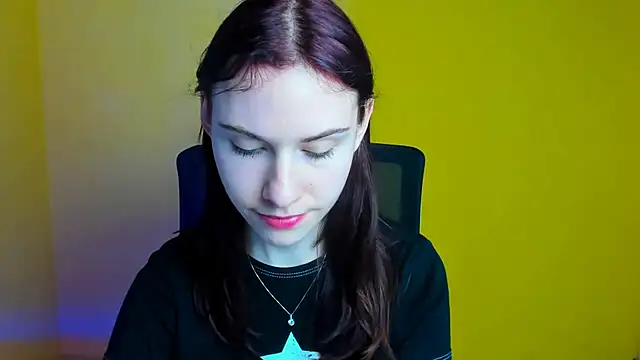 Fiona Night online show from March 13, 2025, 9:16 pm