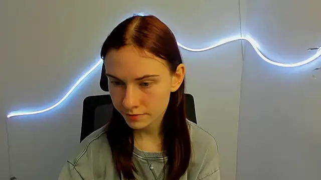 Fiona Night online show from March 19, 2025, 10:20 pm