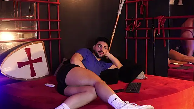 Liam and luca online show from September 25, 2025, 2:26 am