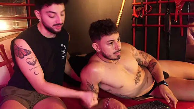 Liam and luca online show from September 26, 2025, 2:04 am