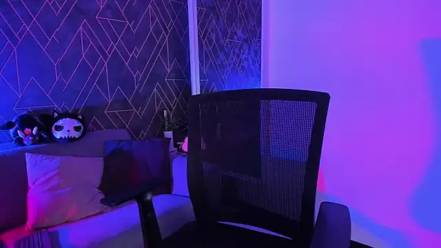 Tahara Romanov online show from October 20, 2025, 7:47 pm