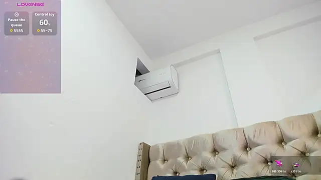 ArianaaGrace online show from February 26, 2026, 7:46 pm