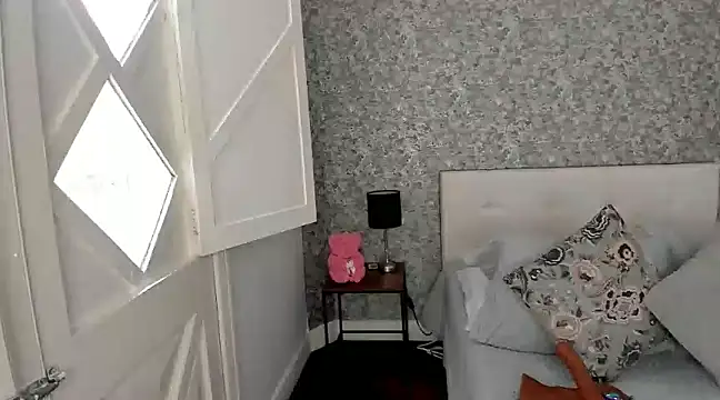 Brendalamar online show from March 18, 2025, 8:26 pm