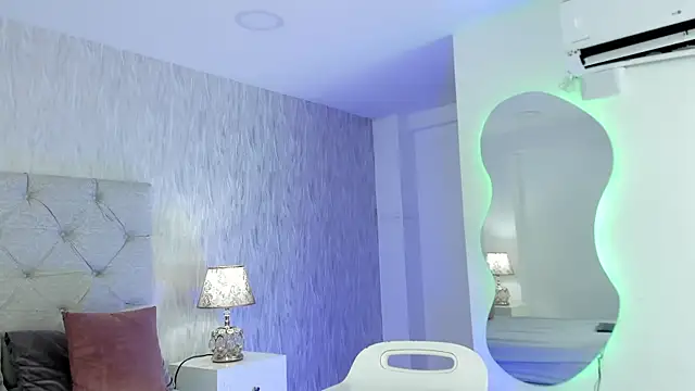 Maria Angel01  online show from March 7, 2025, 6:13 am