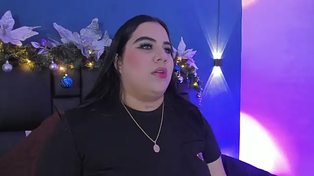 DANESKA HILLER online show from December 22, 2025, 7:55 pm