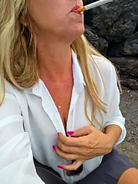 Melody73 online show from October 27, 2025, 11:03 am