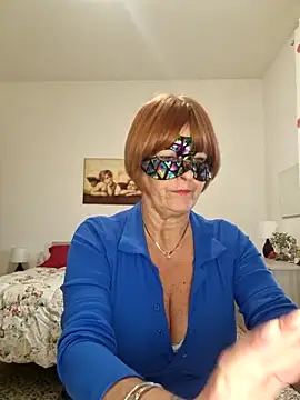 Snapshot of Gattina74 chatting on October 11, 2025, 4:16 pm Gattina74 online show from October 11, 2025, 4:16 pm