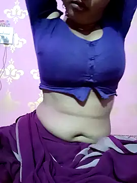 Snapshot of Beautiful_Puja chatting on March 9, 2025, 12:31 pm Beautiful Puja online show from March 9, 2025, 12:31 pm