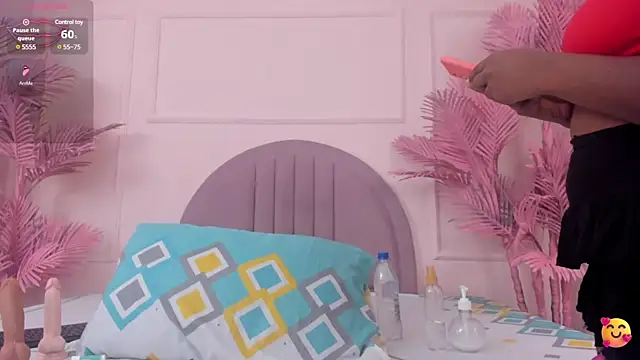 Hanaahquinn online show from March 10, 2025, 11:42 am