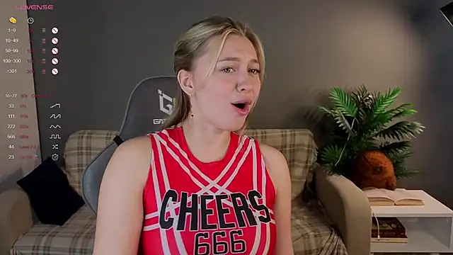 christie luv online show from February 7, 2026, 11:14 am