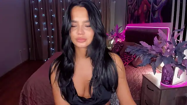 DanaSincere online show from October 21, 2025, 3:40 am