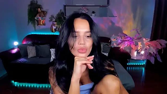 Snapshot of DanaSincere chatting on February 9, 2026, 3:43 am DanaSincere online show from February 9, 2026, 3:43 am