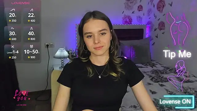 EmelyMason online show from February 10, 2026, 1:04 pm